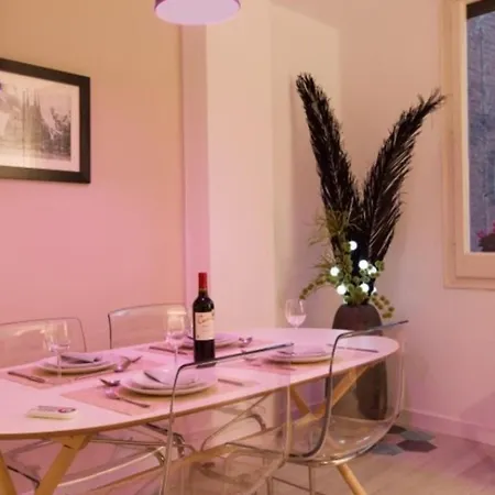 Letsgobarcelona Central 3 Bdr. Apartment Barcelona