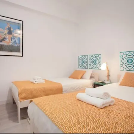 Letsgobarcelona Central 3 Bdr. Apartment *