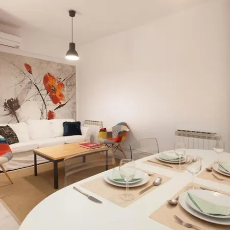 Letsgobarcelona Central 3 Bdr. Apartment Barcelona